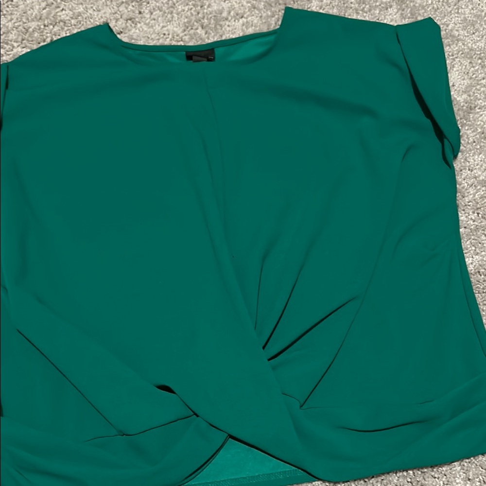 Chic Emerald Green Blouse